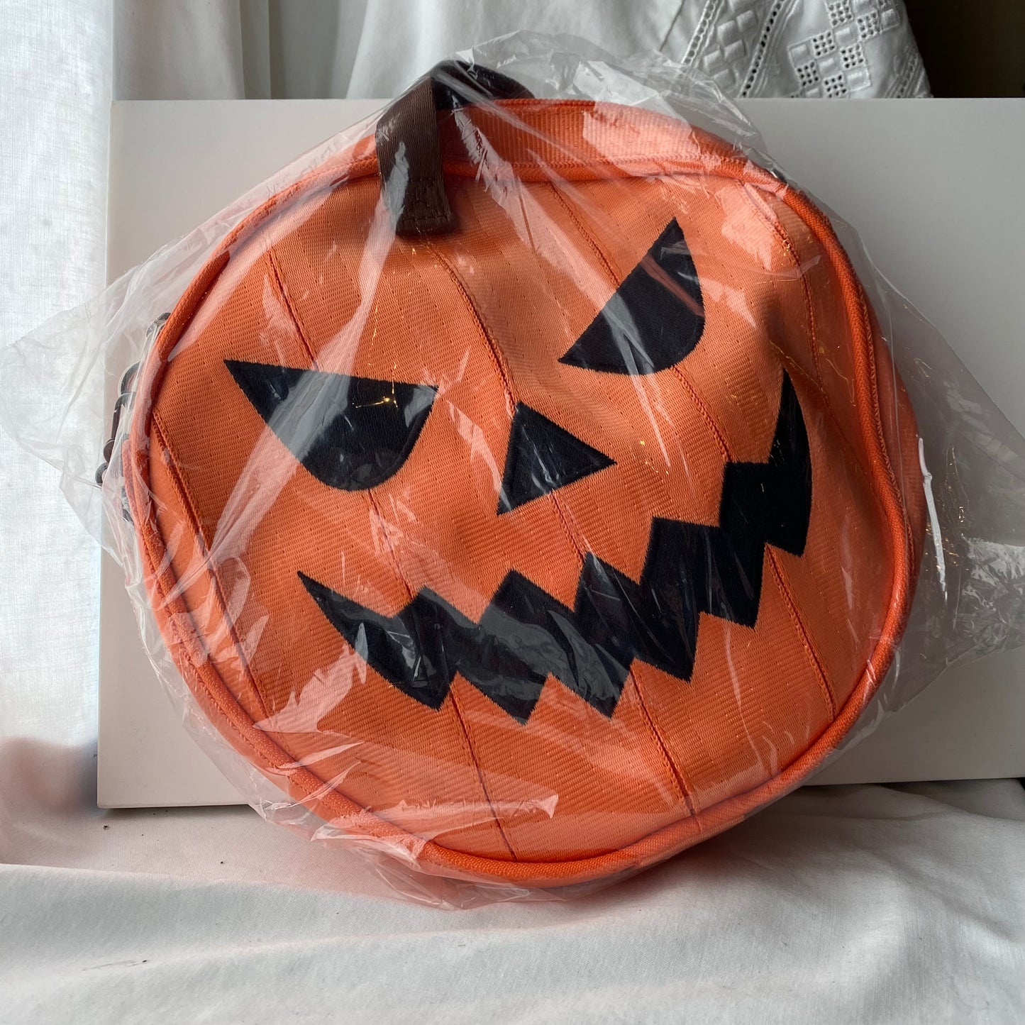 Harveys - Convertible Crossbody Collector's Series / Pumpkin - New