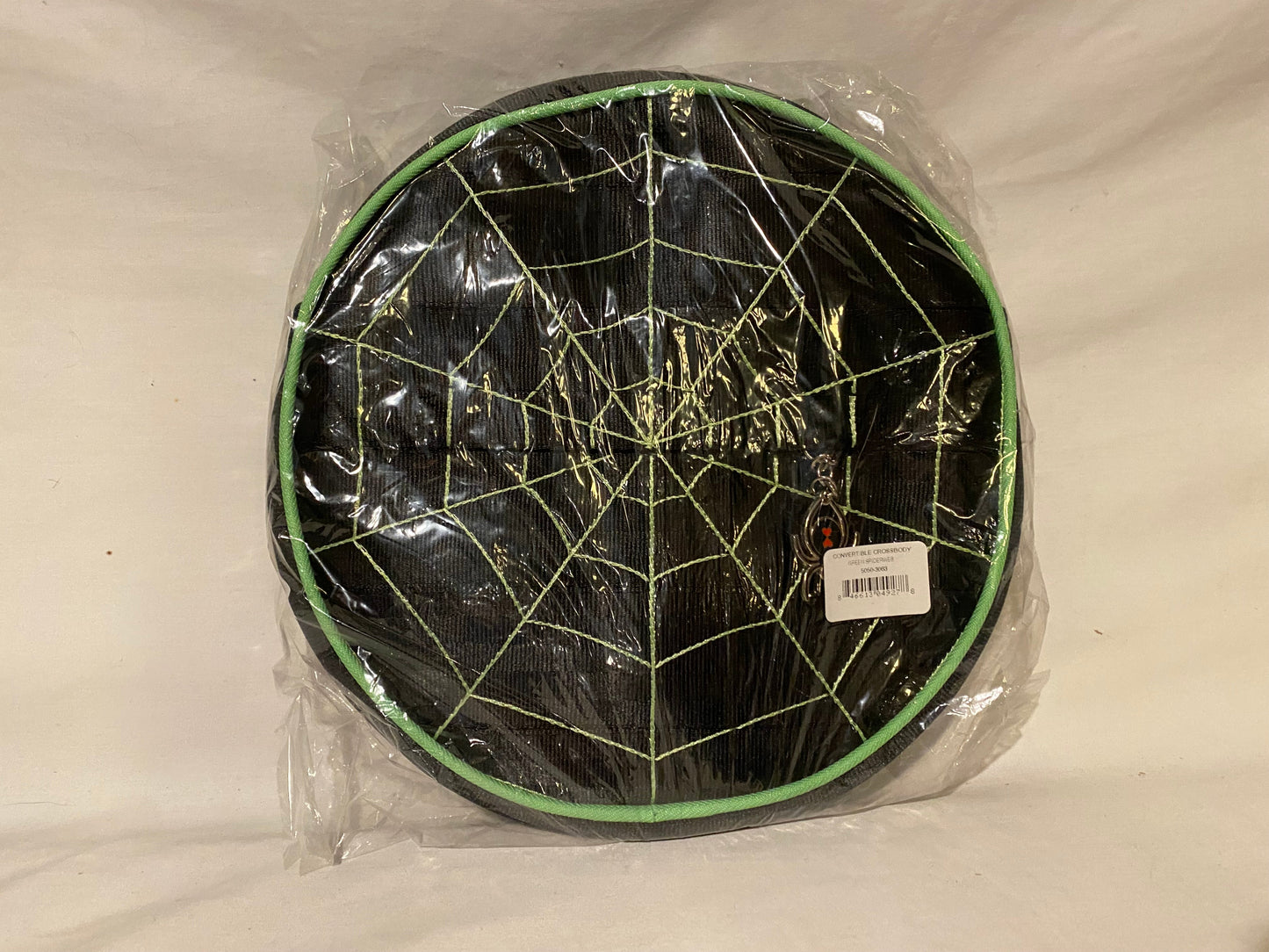 Harveys - Convertible Crossbody Collectors Series / Green Spiderweb - New