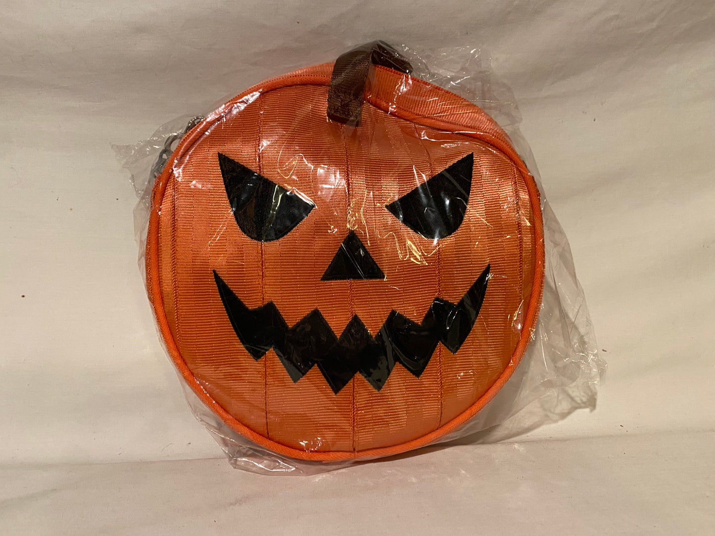 Harveys - Convertible Crossbody Collector's Series / Pumpkin - New