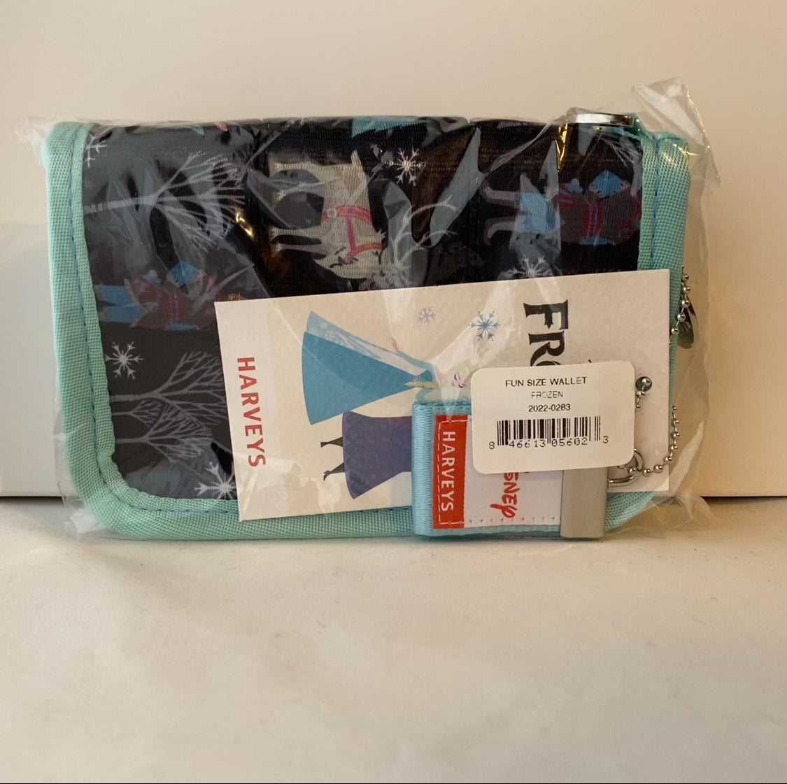 Harveys - Fun Size Wallet / Frozen - New