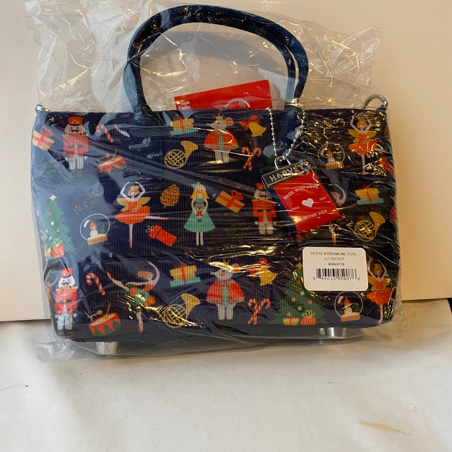 Harveys - Petite Streamline Tote / Nutcracker - New