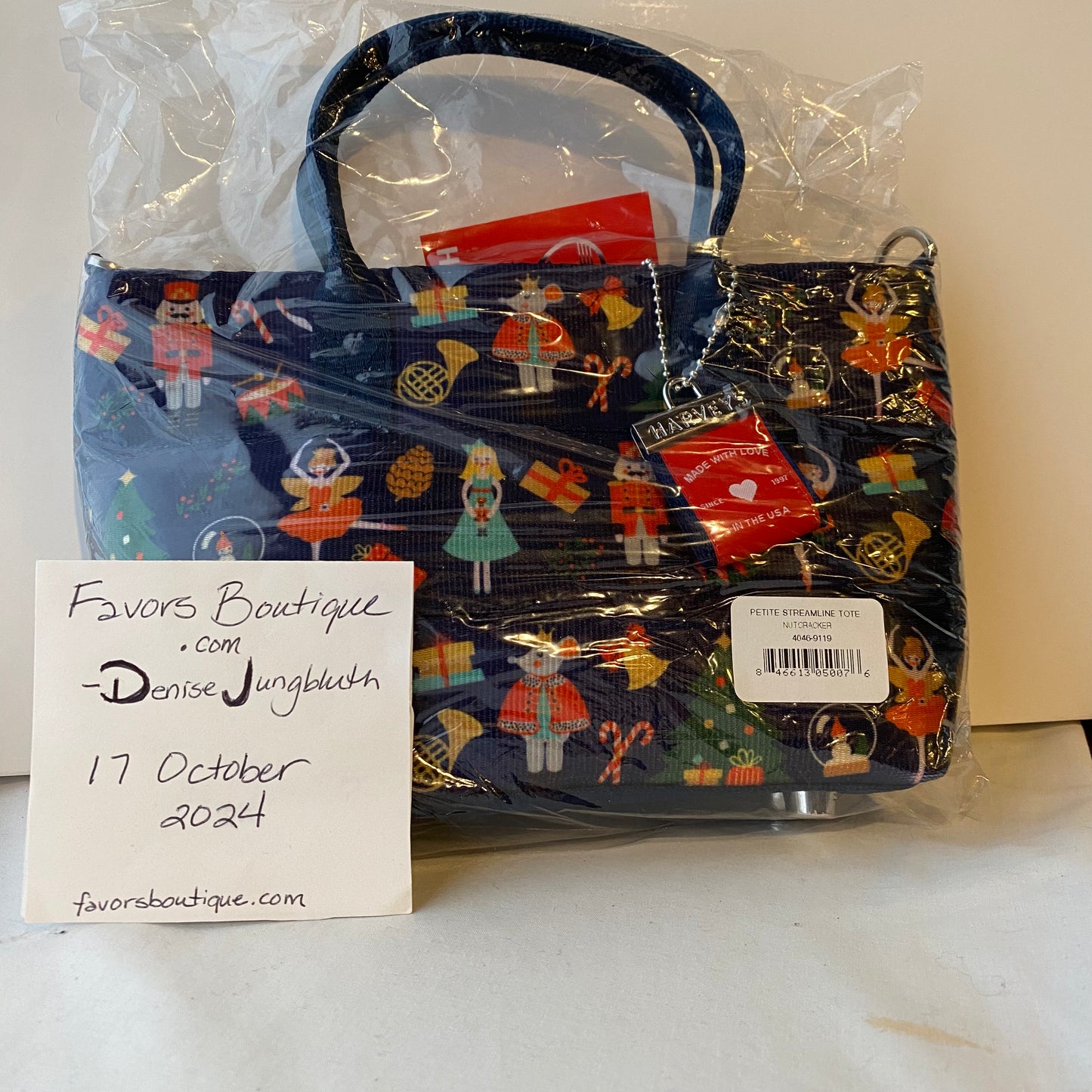 Harveys - Petite Streamline Tote / Nutcracker - New