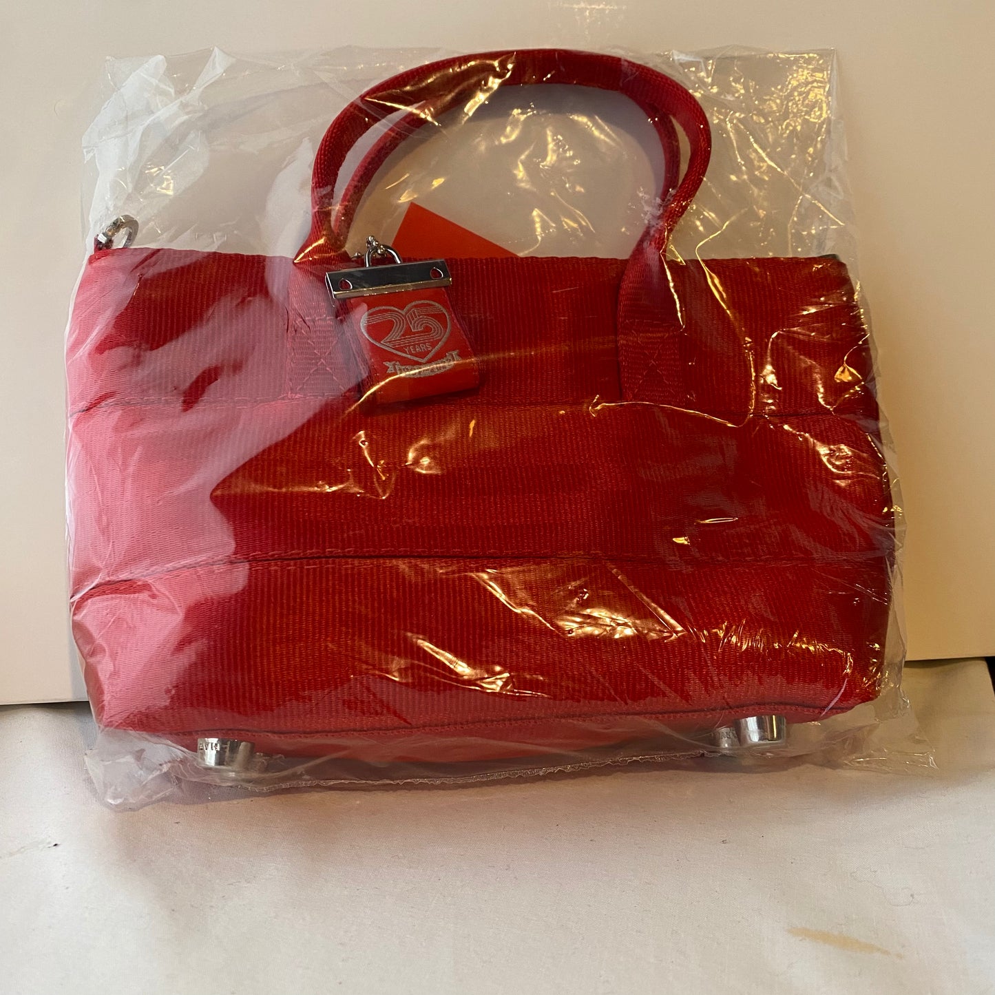 Harveys - Petite Streamline Tote / Scarlet - New