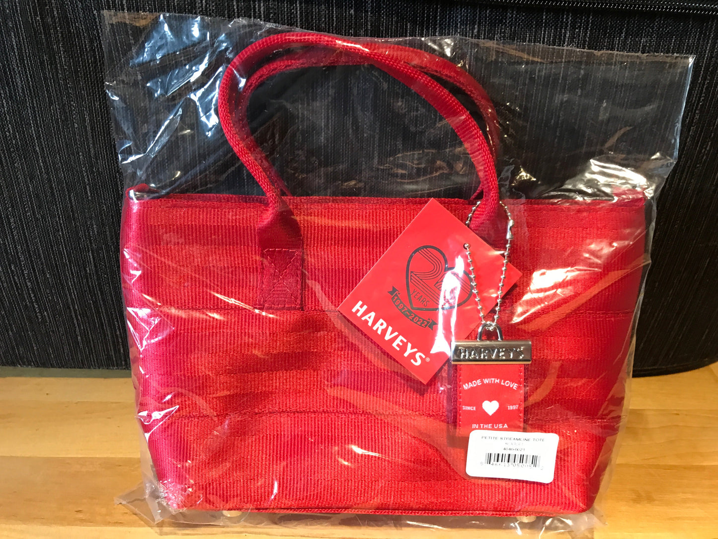 Harveys - Petite Streamline Tote / Scarlet - New