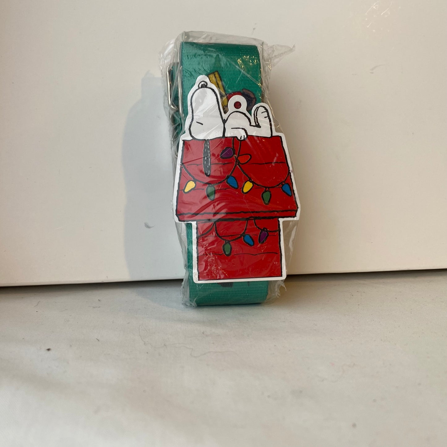 Harveys - 4 Panel Click n Carry / Peanuts Gifts - New