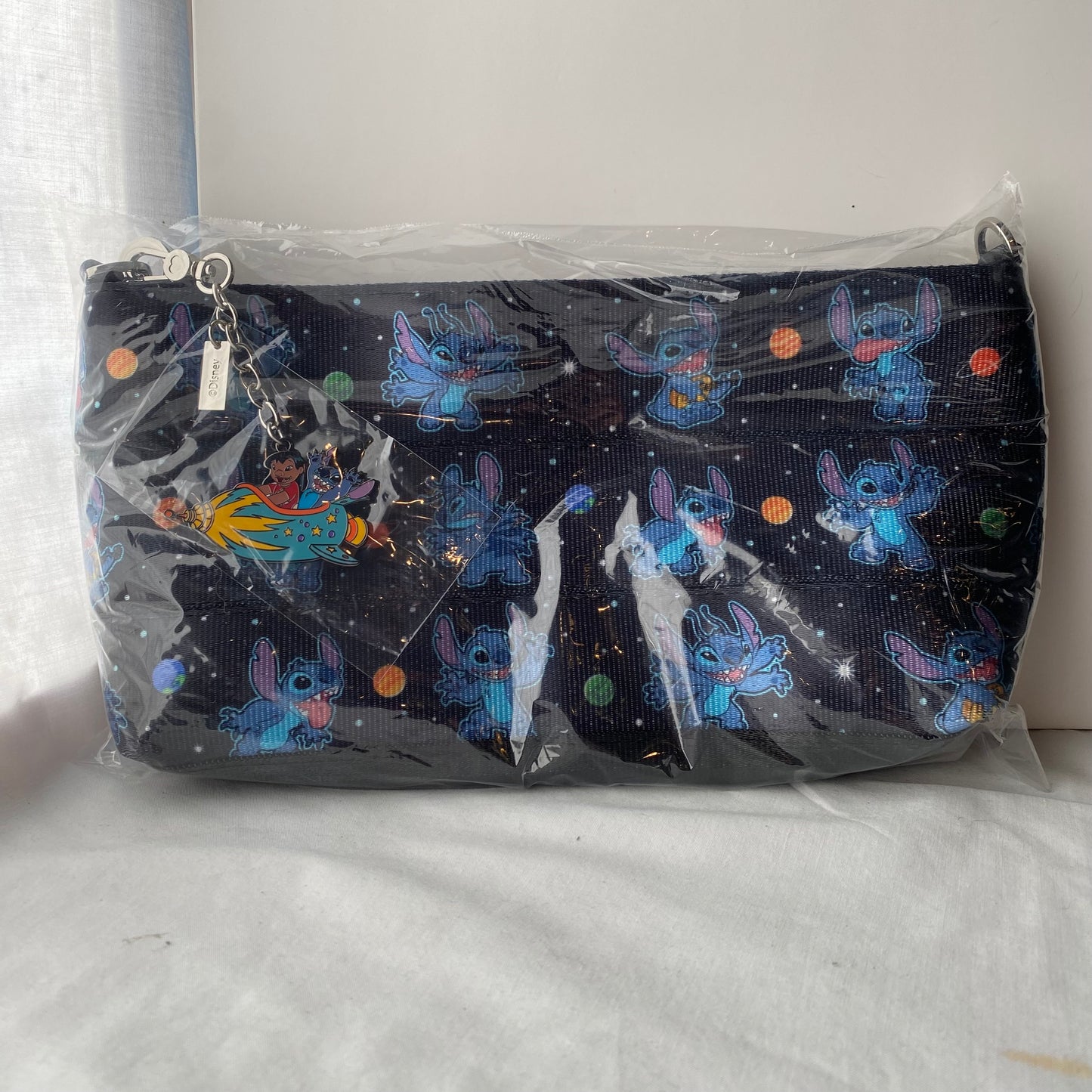 Harveys - Convertible Clutch / Stitch