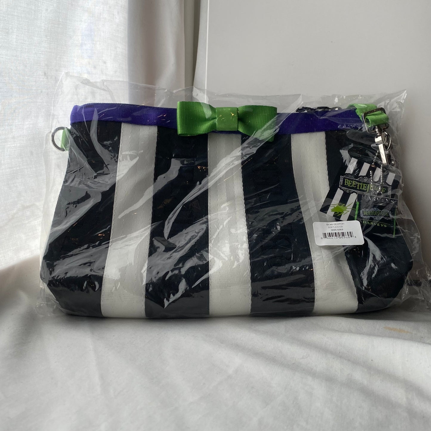 Harveys - Bow Clutch / Beetlejuice - New