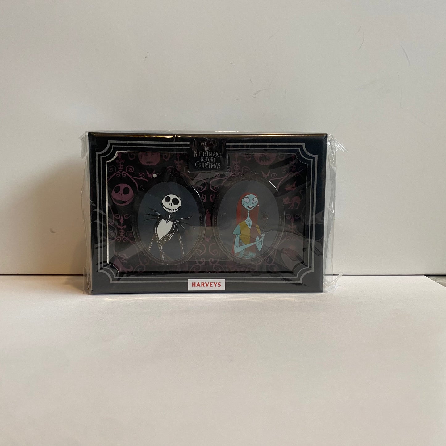 Harveys - Pin Set / Nightmare Before Christmas Jack and Sally - New